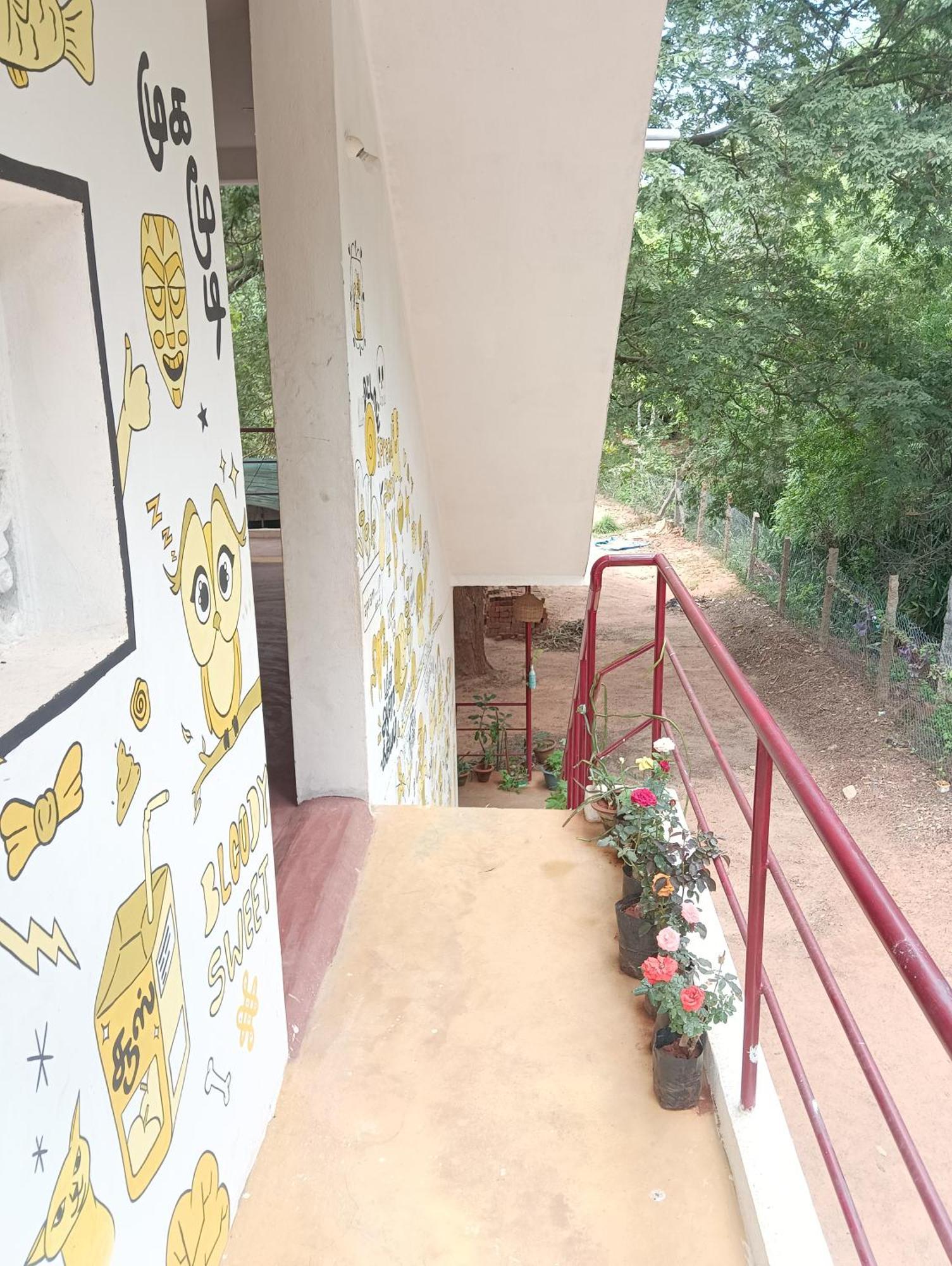 Travellers Crib Hotel Auroville Eksteriør billede