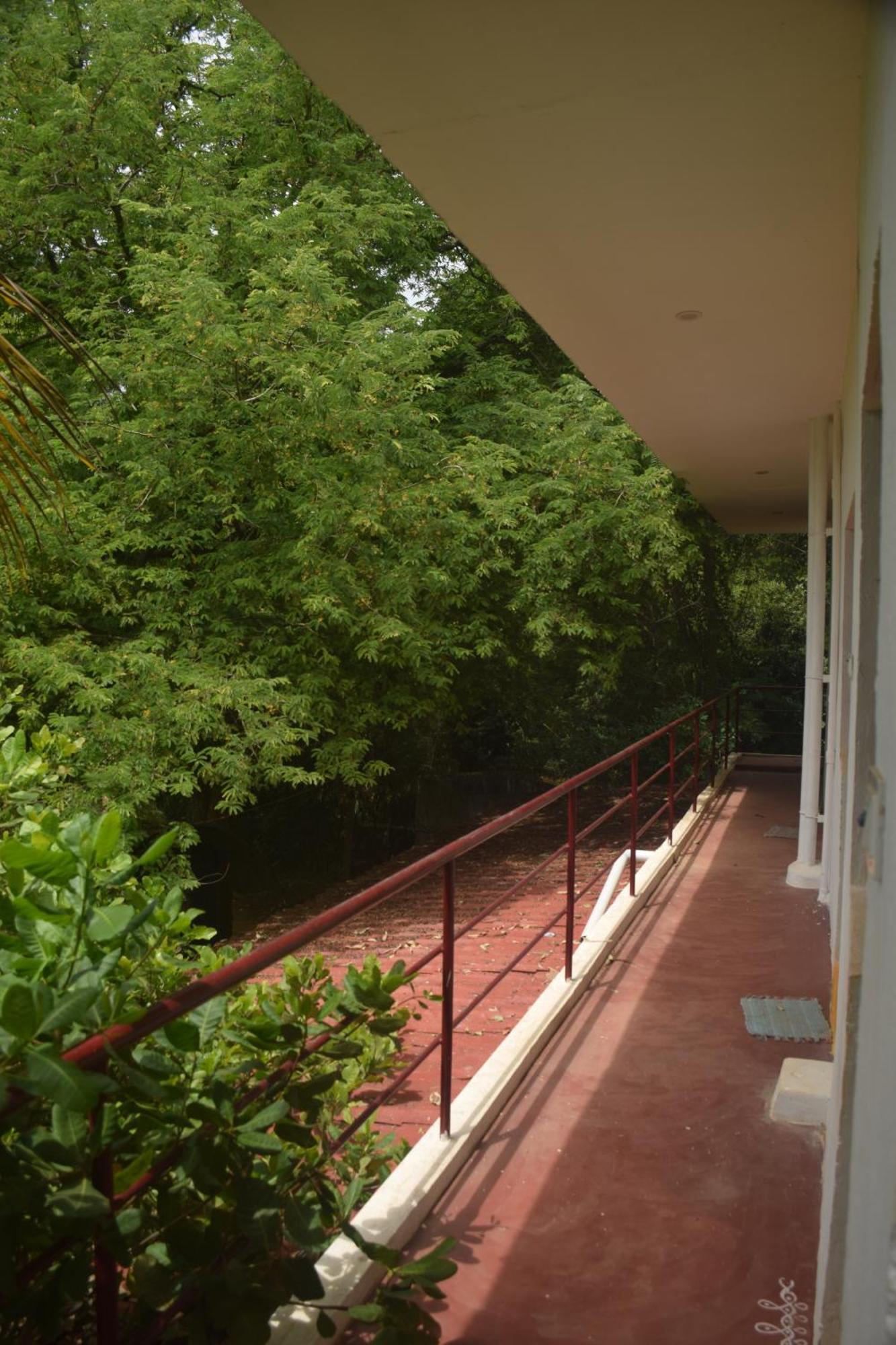 Travellers Crib Hotel Auroville Eksteriør billede
